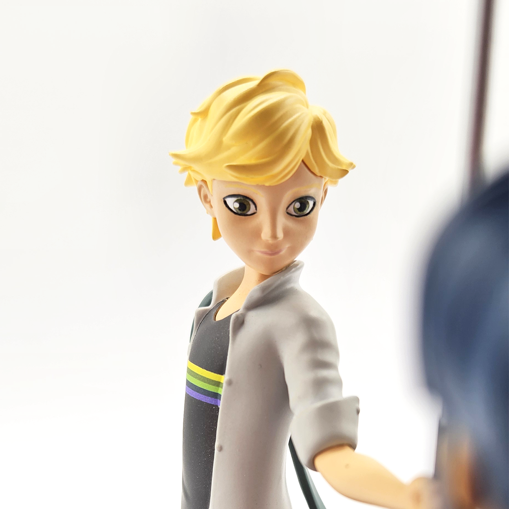 Miraculous Umbrella Scene