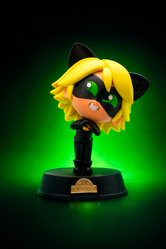 Art Figure Chibi Cat Noir Heart