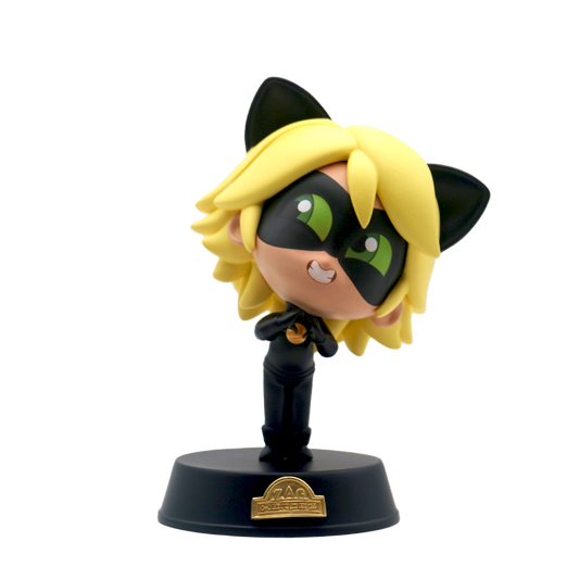 Art Figure Chibi Cat Noir Heart