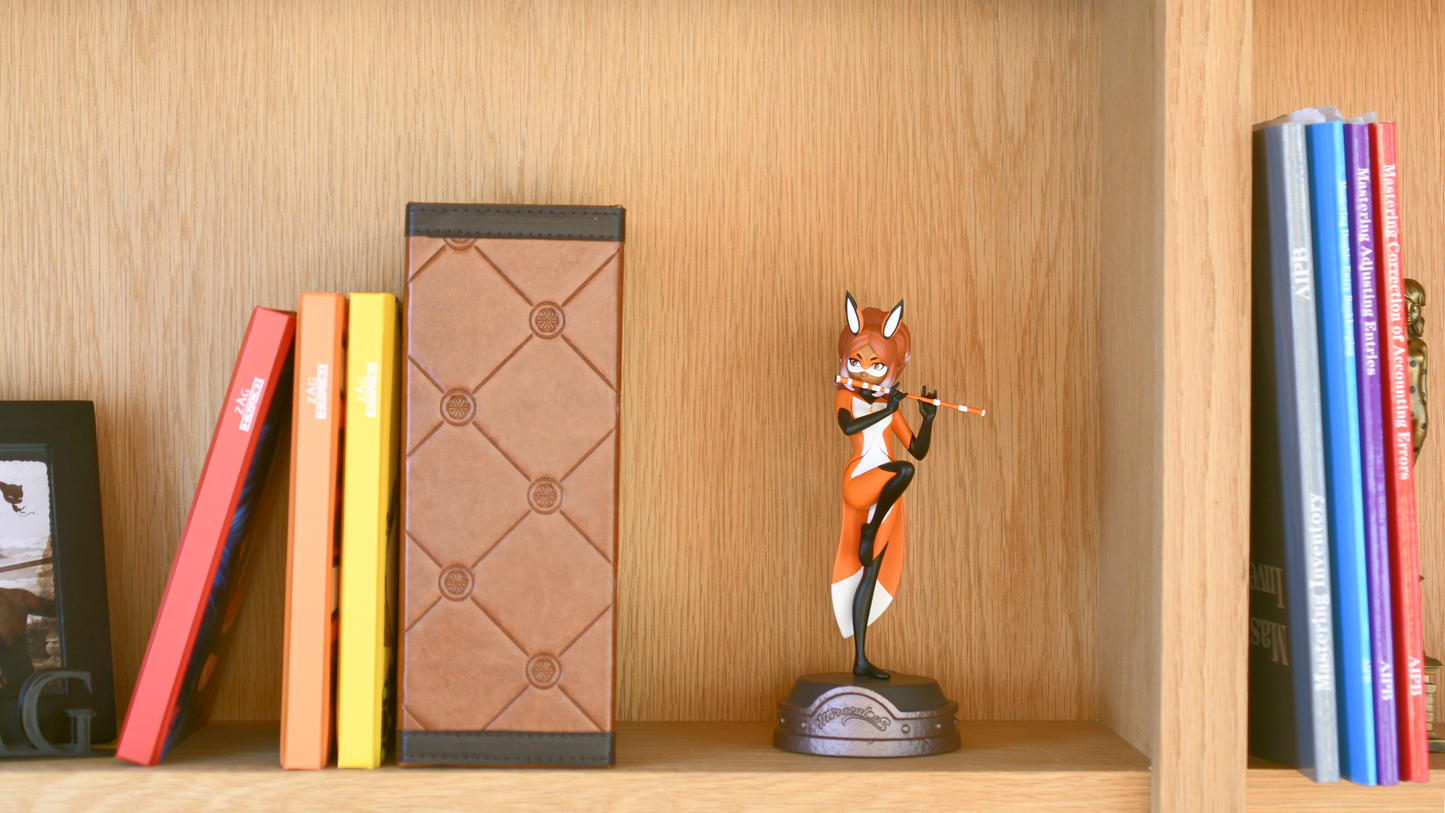 Rena Rouge – Premium Resin Art Figure
