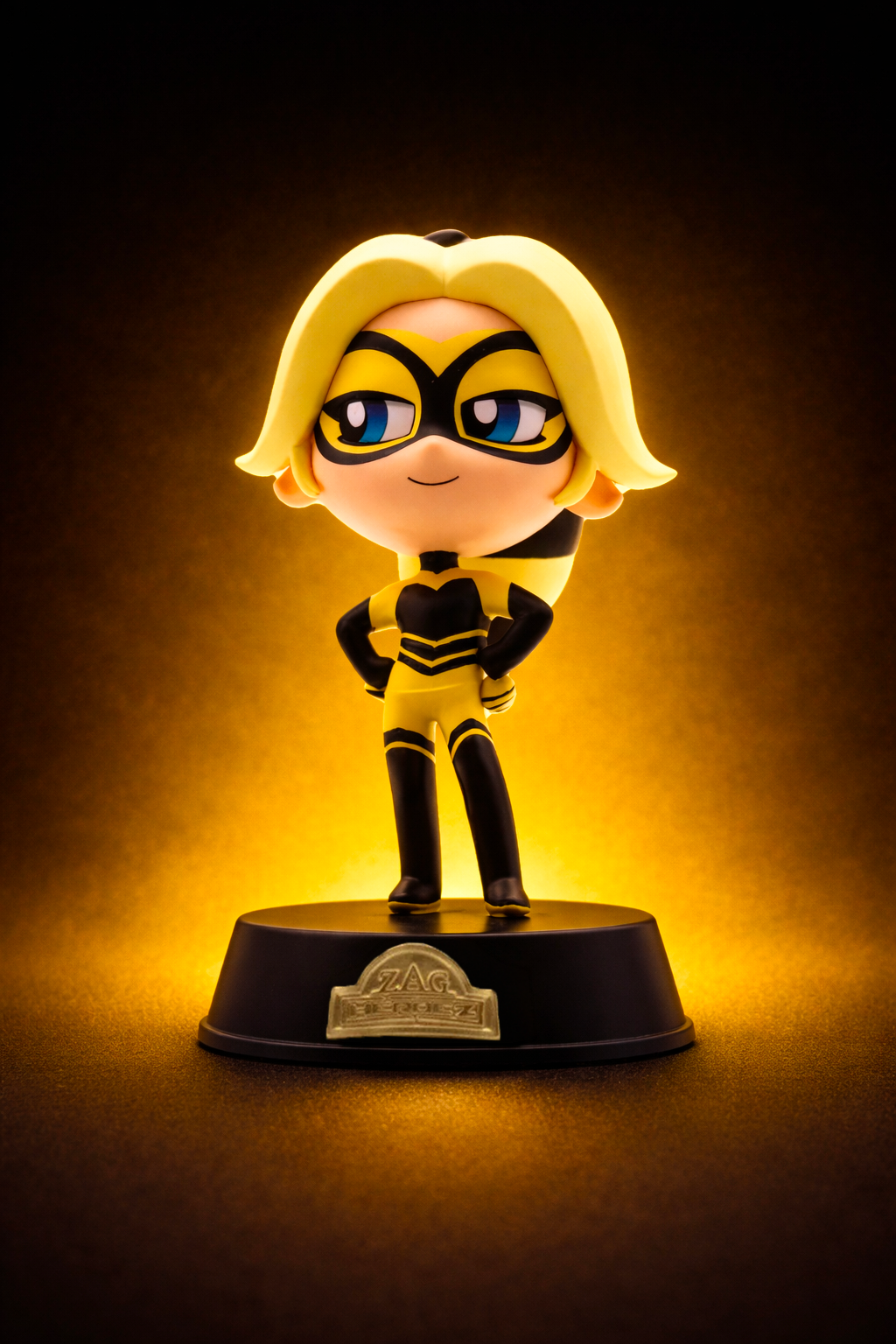 Art Figure Chibi Queen Bee