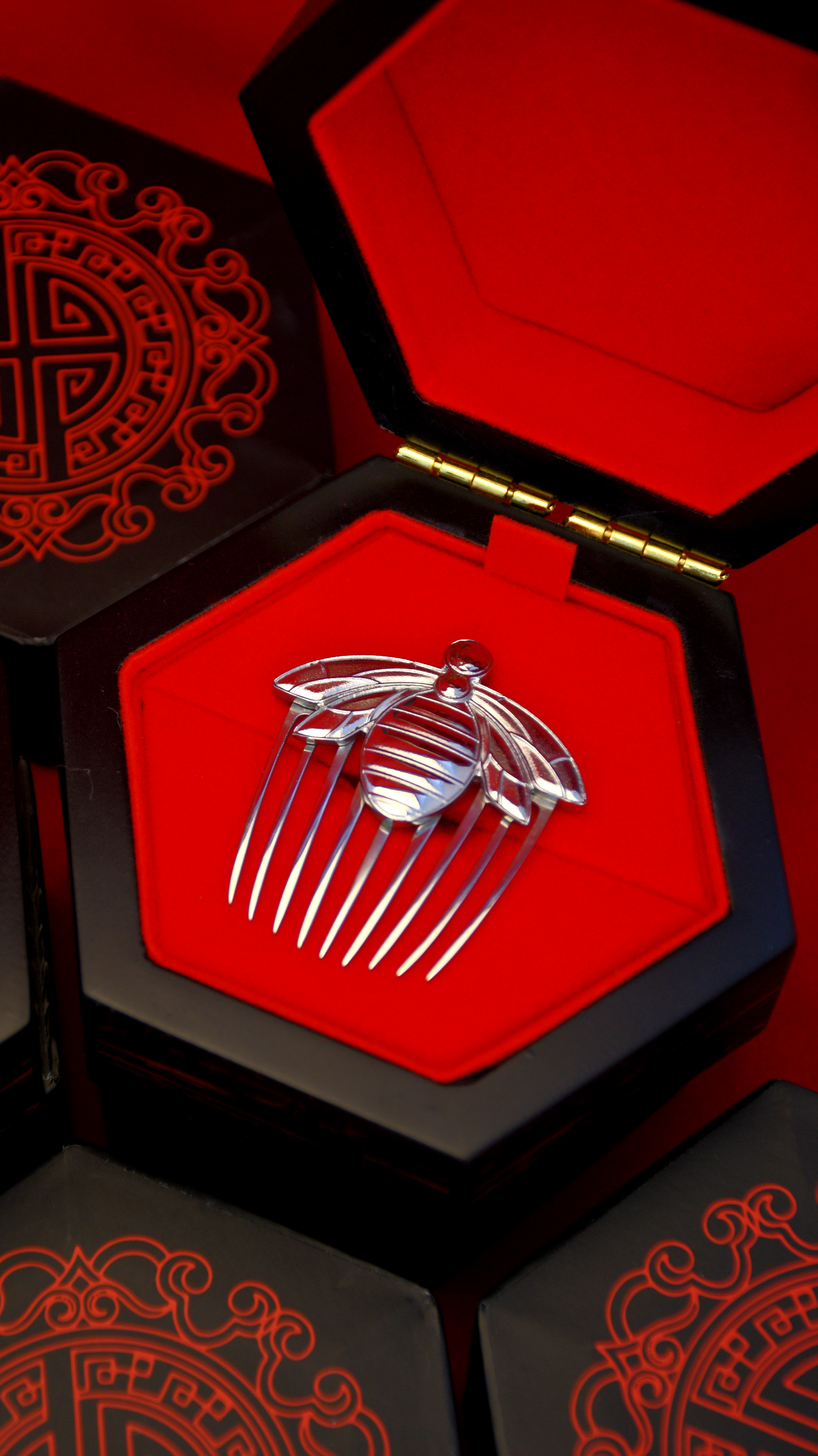 Miraculous Chloé Hair Comb