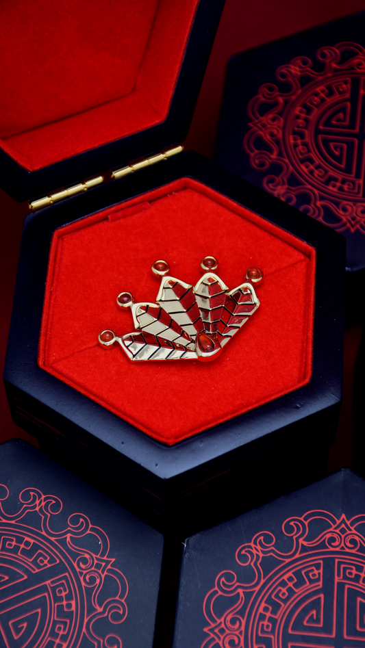 Miraculous Peacock Felix Camouflage Brooch